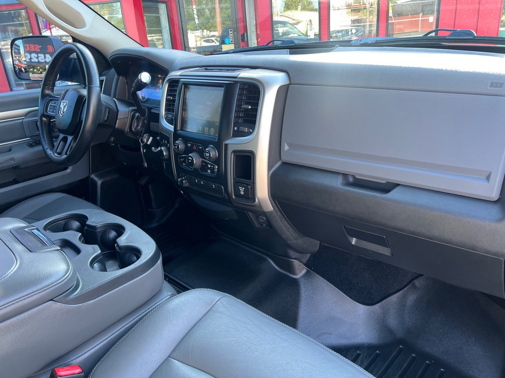 2013 RAM 1500 Image 18