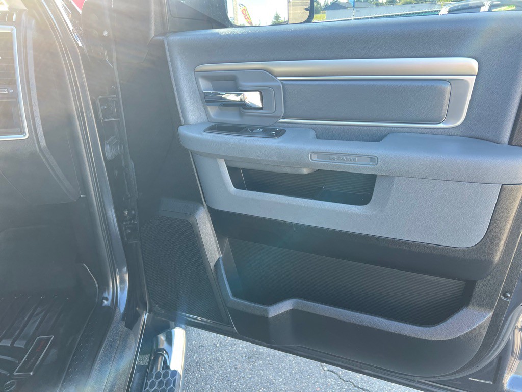 2013 RAM 1500 Image 19