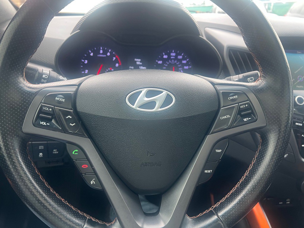 2016 Hyundai Veloster Image 14