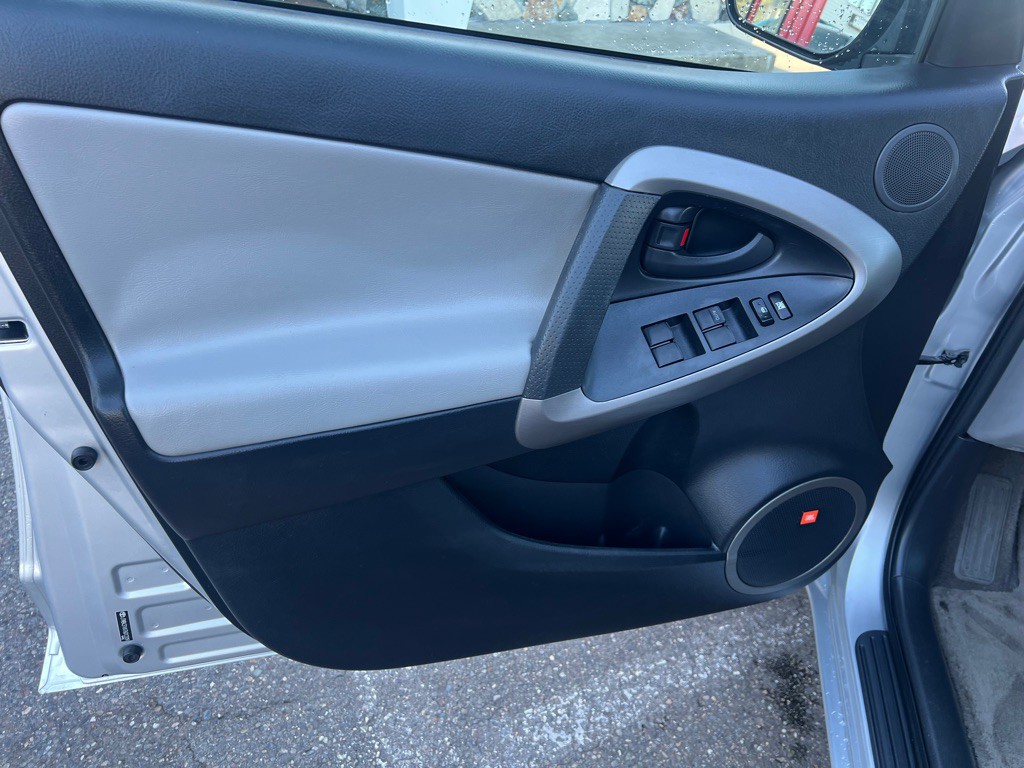 2007 Toyota Rav4 Image 14