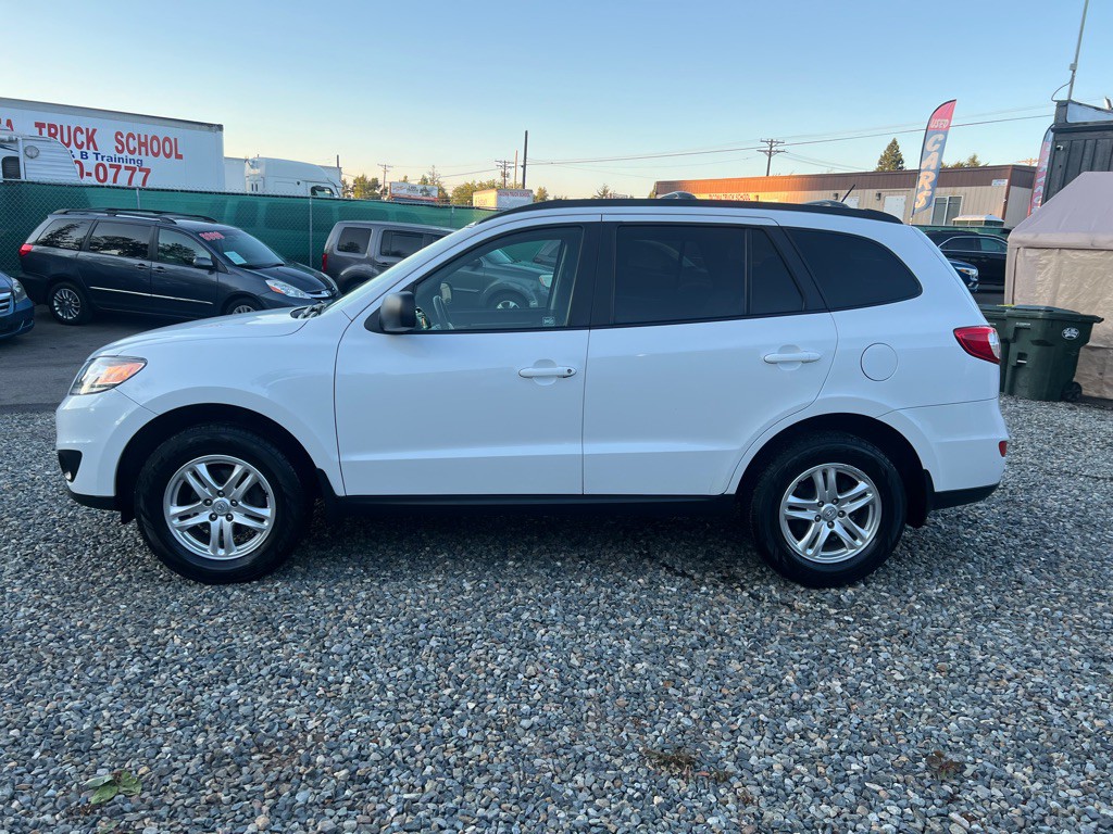 2012 Hyundai Santa Fe Image 1