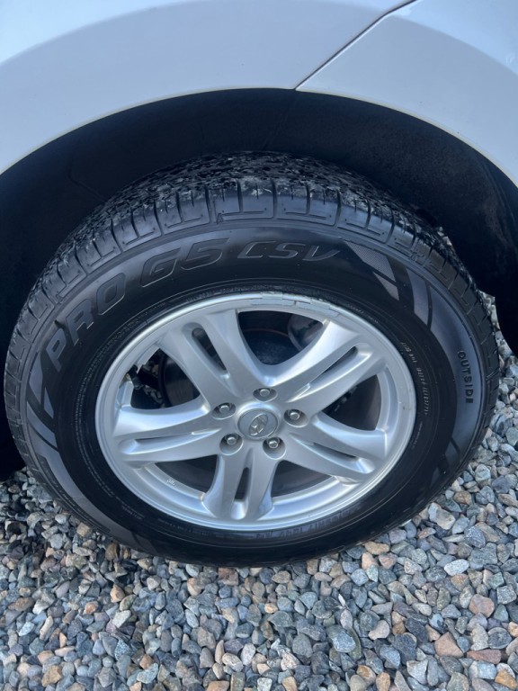 2012 Hyundai Santa Fe Image 5
