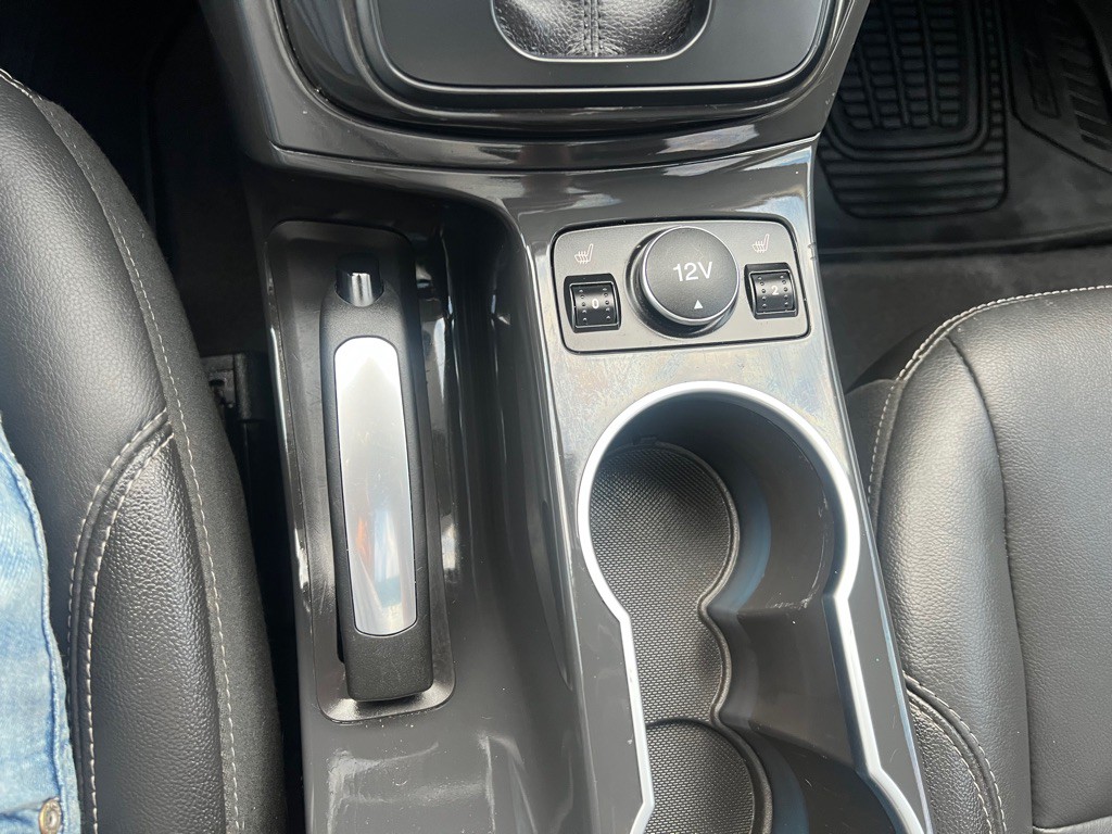 2015 Ford Escape Image 12