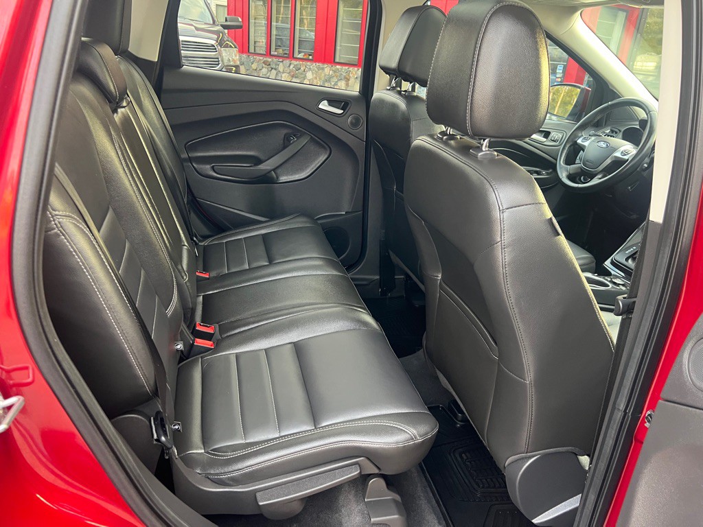 2015 Ford Escape Image 18