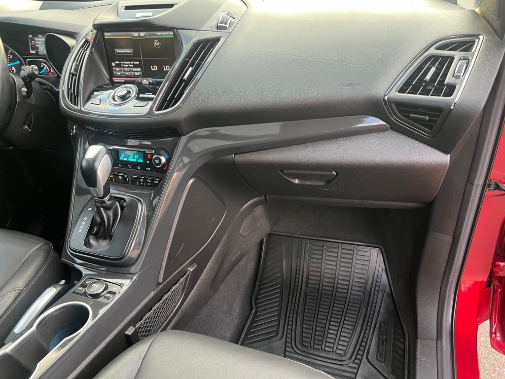 2015 Ford Escape Image 20