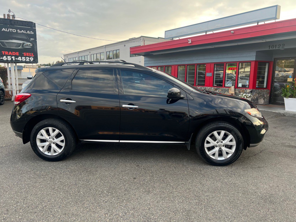 2011 Nissan Murano Image 2