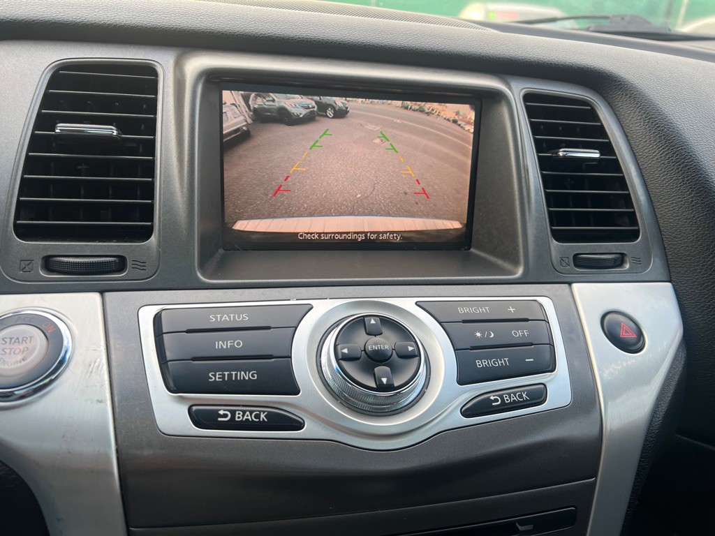 2011 Nissan Murano Image 10