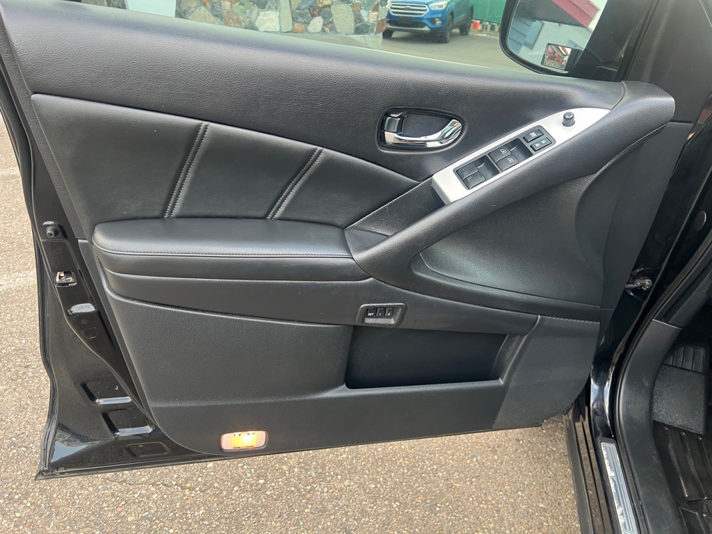 2011 Nissan Murano Image 16