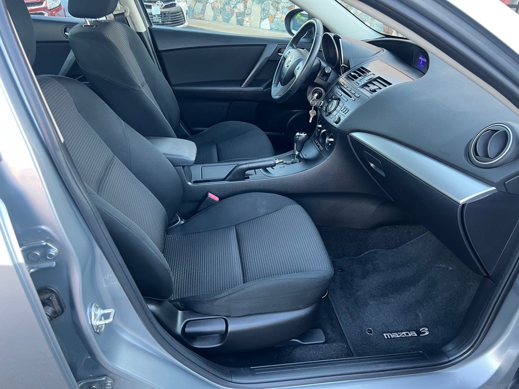 2012 Mazda Mazda3 Image 15