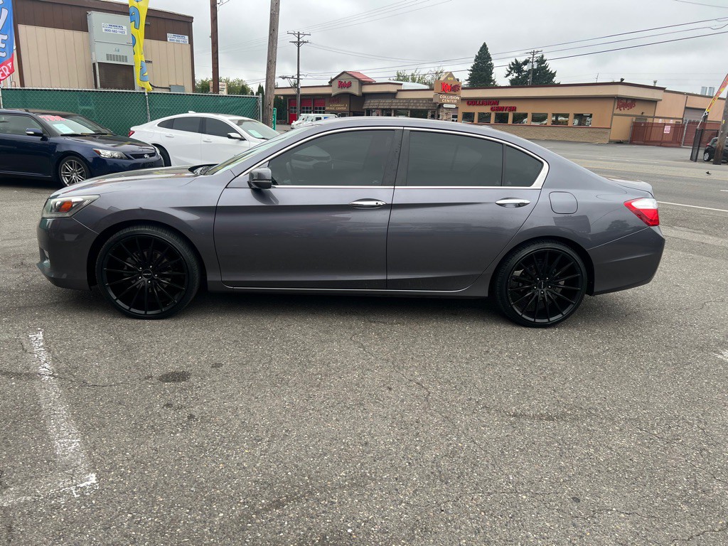 2014 Honda Accord Image 1
