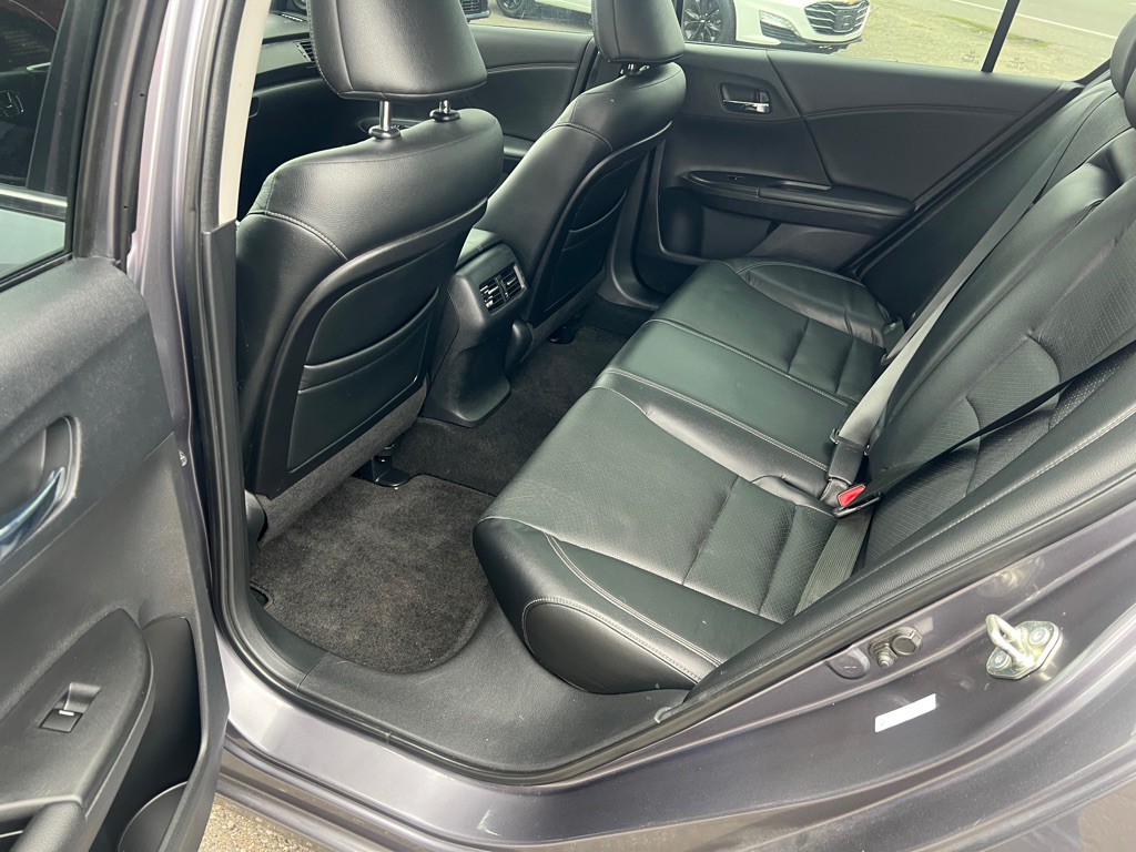 2014 Honda Accord Image 18