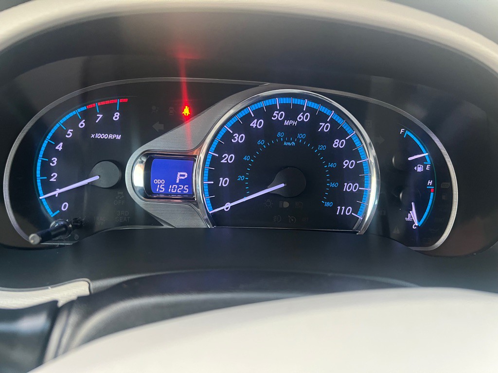 2012 Toyota Sienna Image 12