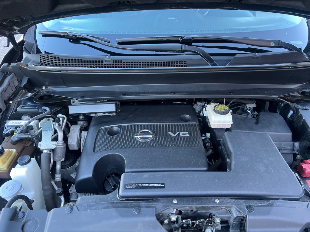2015 Nissan Pathfinder Image 6