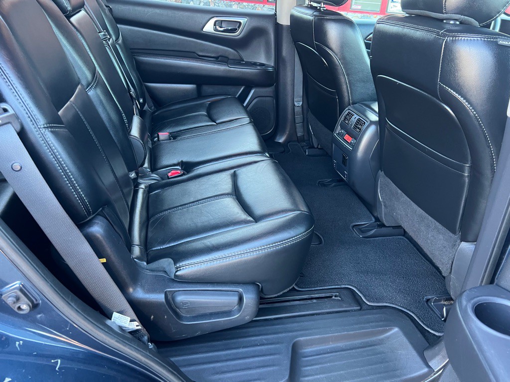 2015 Nissan Pathfinder Image 20