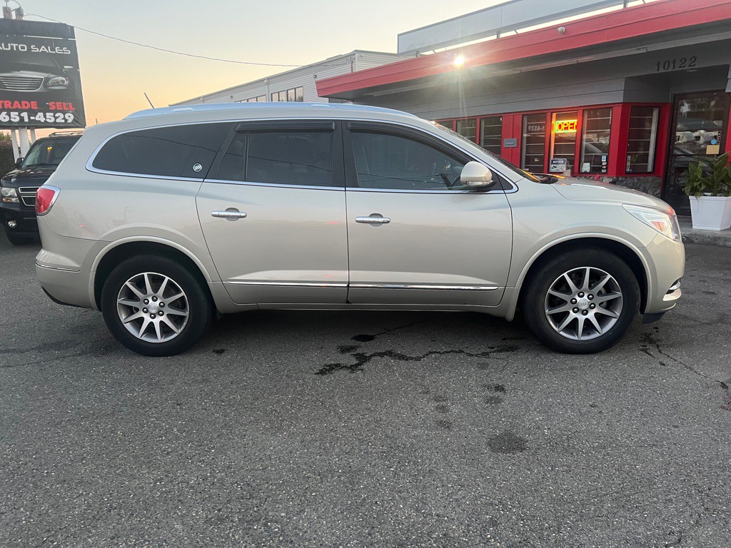2015 Buick Enclave Image 2