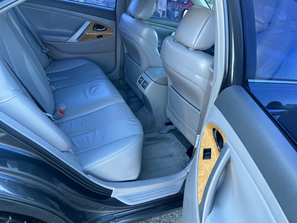 2007 Toyota Camry Image 18