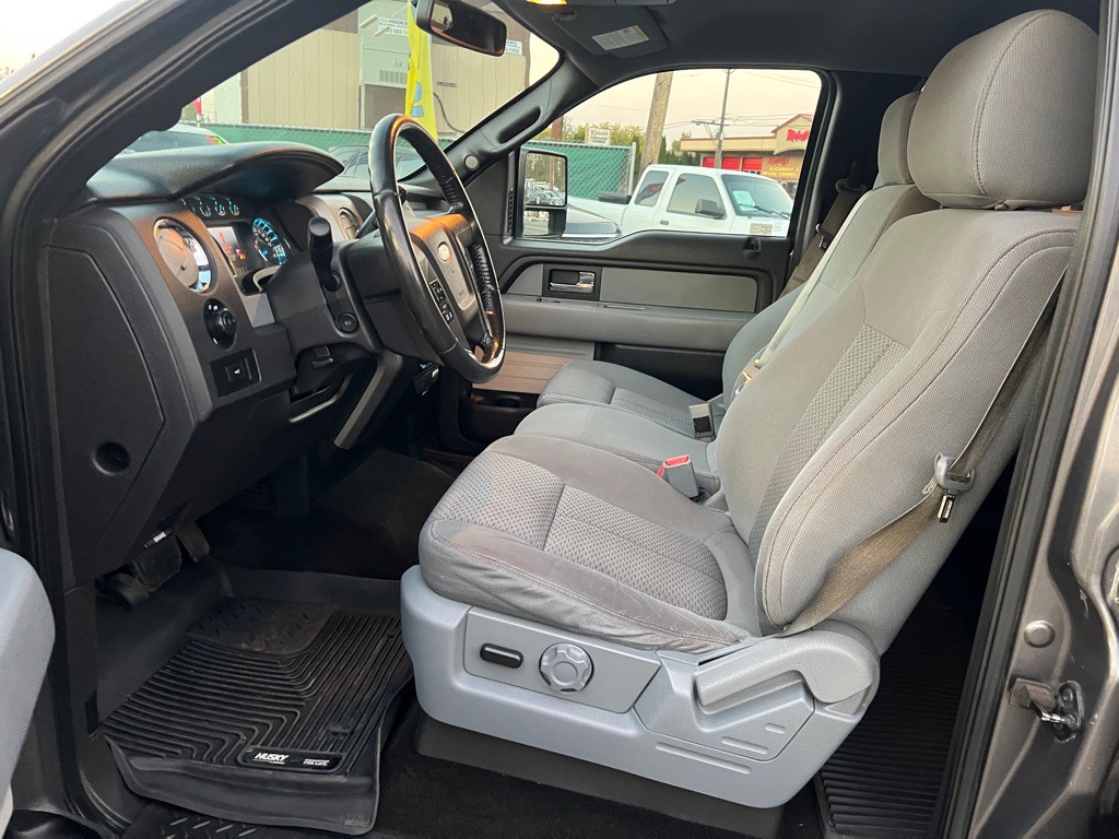 2013 Ford F-150 Image 9