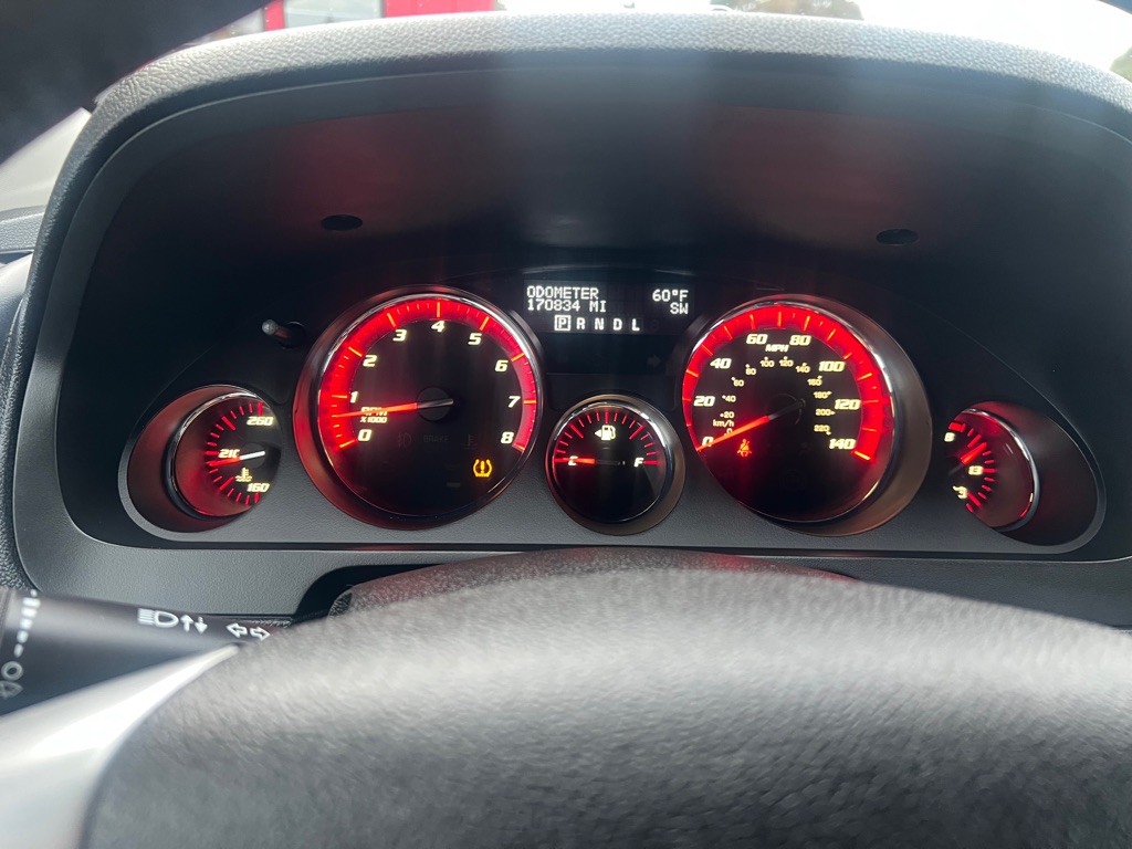 2010 GMC Acadia Image 11