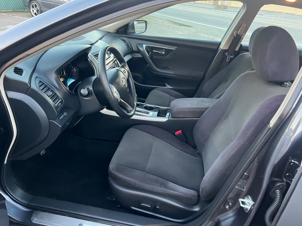 2013 Nissan Altima Image 7