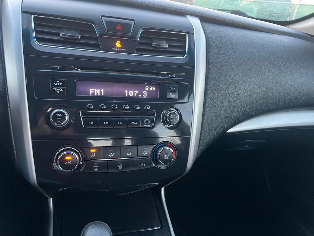 2013 Nissan Altima Image 8