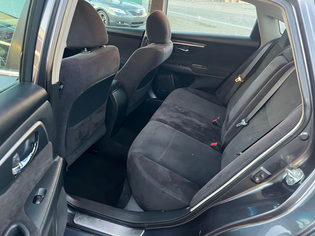 2013 Nissan Altima Image 13