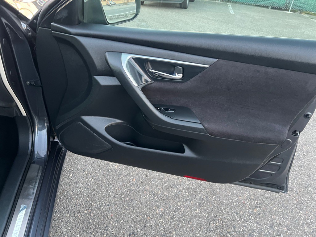 2013 Nissan Altima Image 17