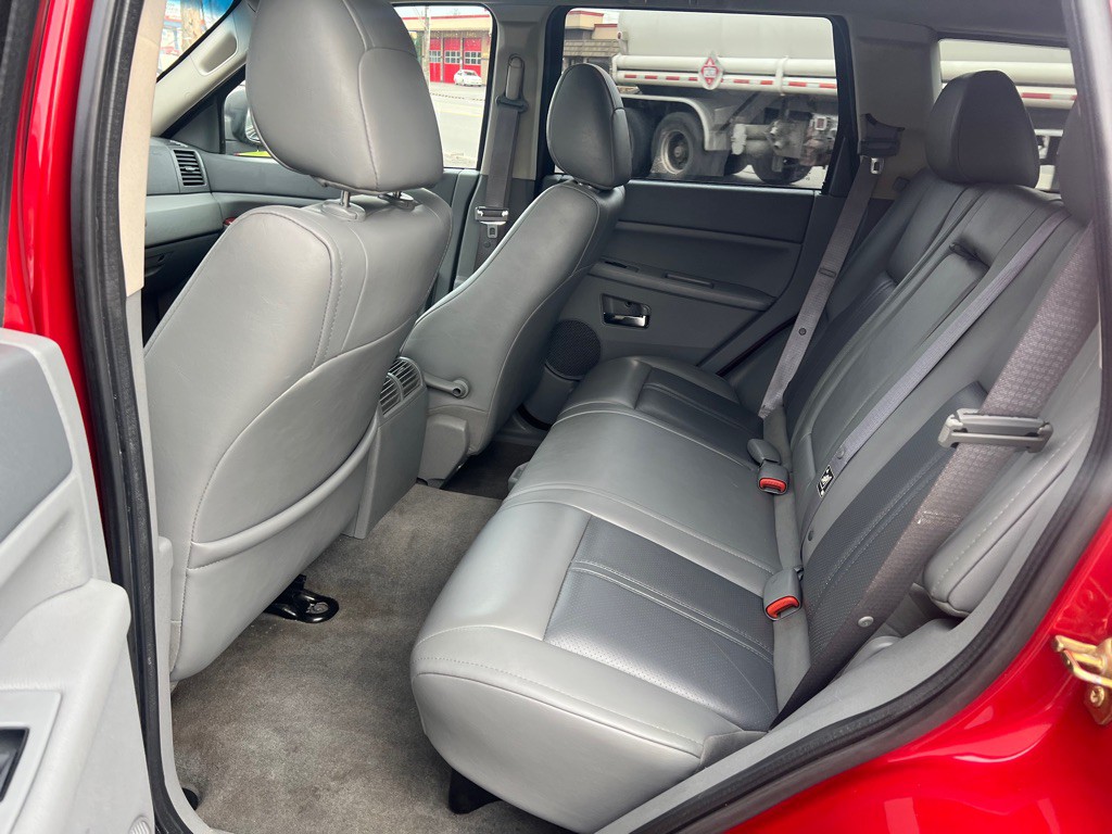 2006 Jeep Grand Cherokee Image 16