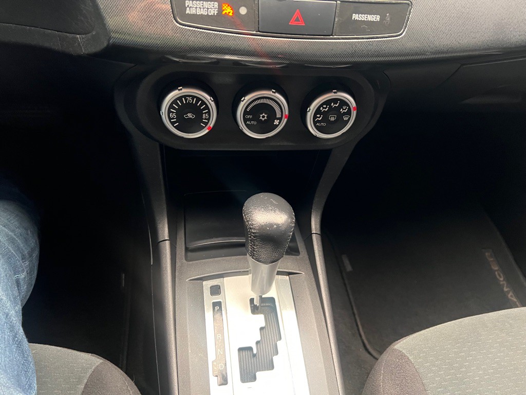 2008 Mitsubishi Lancer Image 10