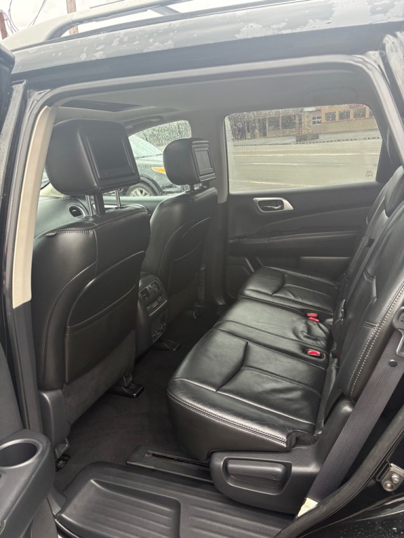 2014 Nissan Pathfinder Image 10