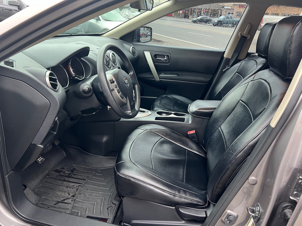 2010 Nissan Rogue Image 7