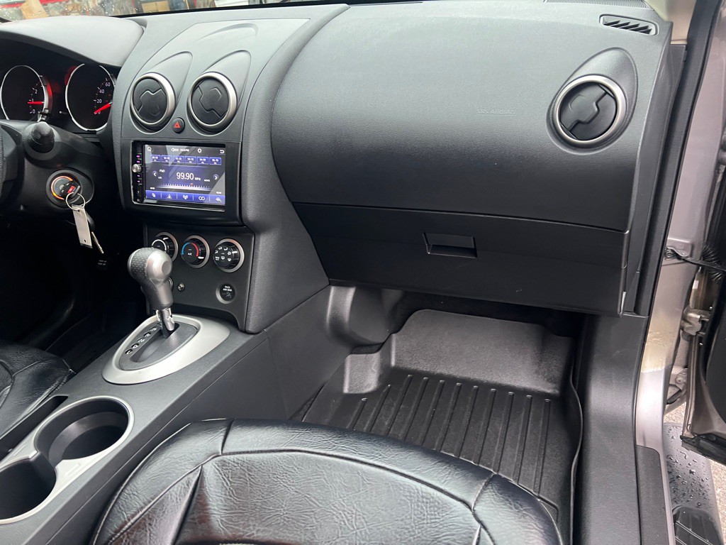 2010 Nissan Rogue Image 15