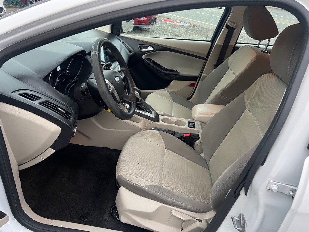2014 Ford Focus Image 7