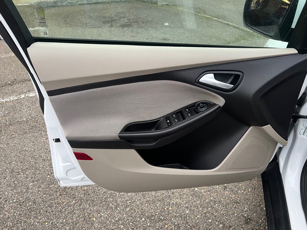 2014 Ford Focus Image 14