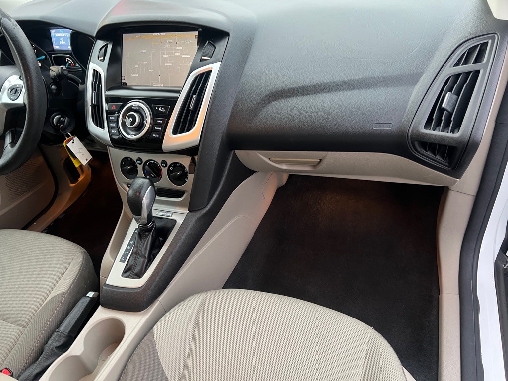 2014 Ford Focus Image 19