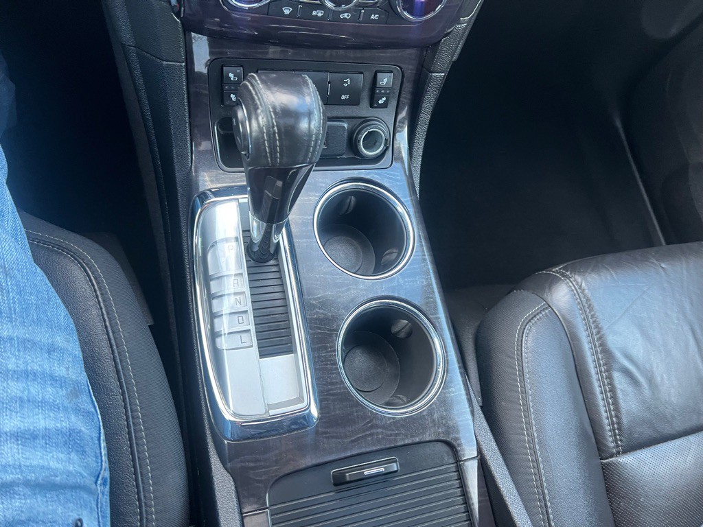 2016 Buick Enclave Image 12