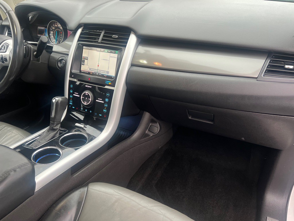 2014 Ford Edge Image 18