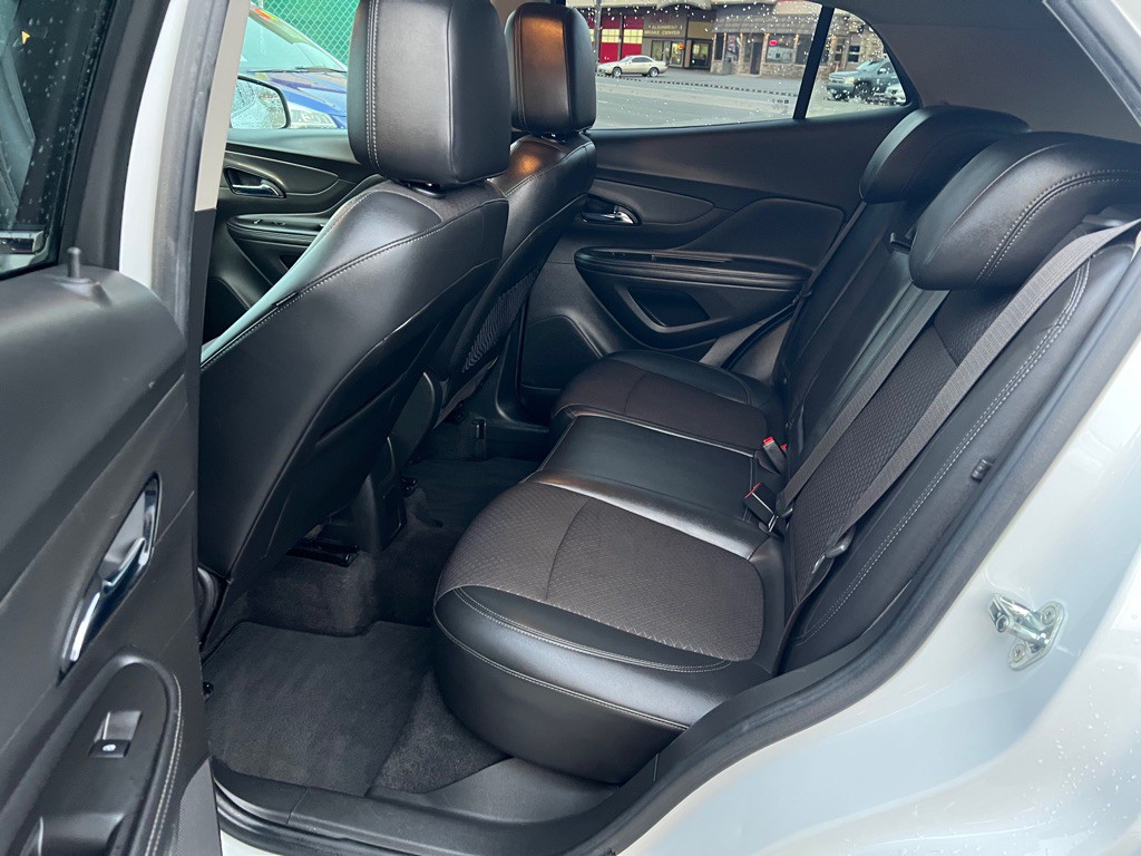 2018 Buick Enclave Image 15