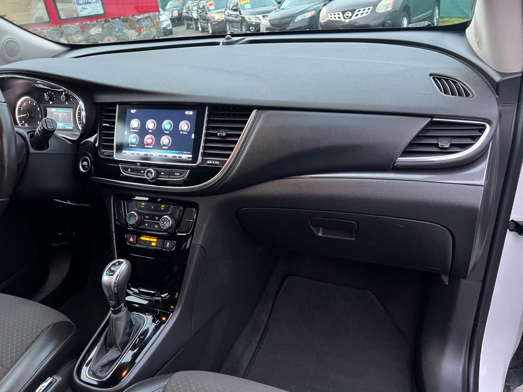 2018 Buick Enclave Image 18