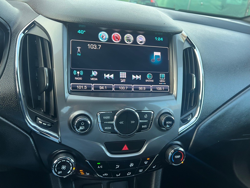 2016 Chevrolet Cruze Image 9