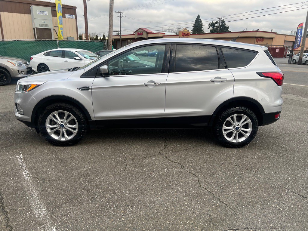 2019 Ford Escape Image 1
