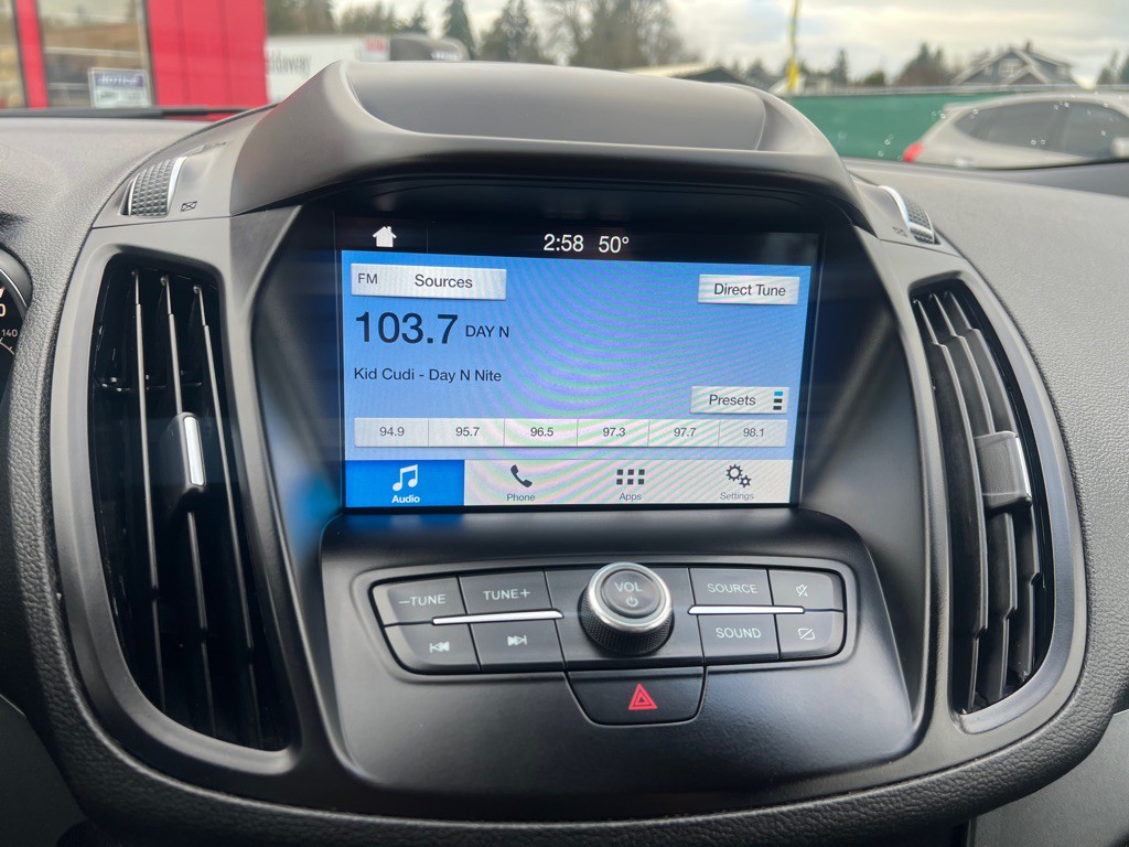 2019 Ford Escape Image 8