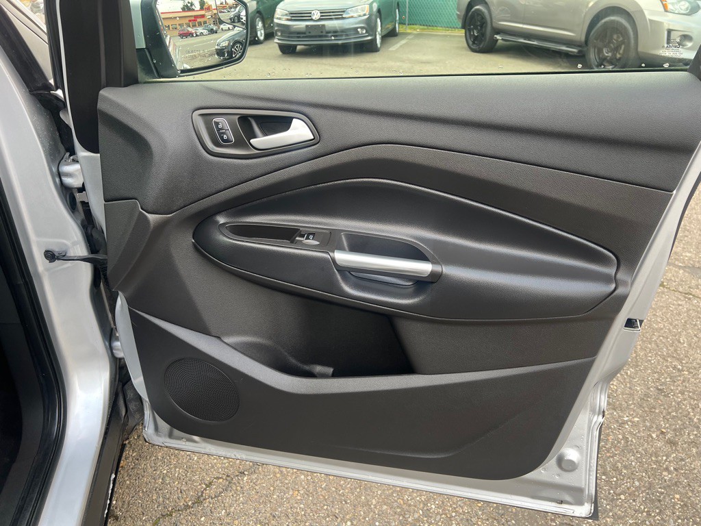 2019 Ford Escape Image 18