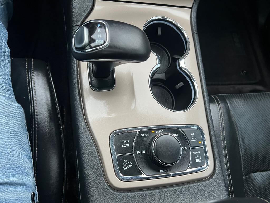 2015 Jeep Grand Cherokee Image 13