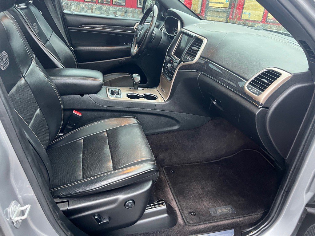 2015 Jeep Grand Cherokee Image 21