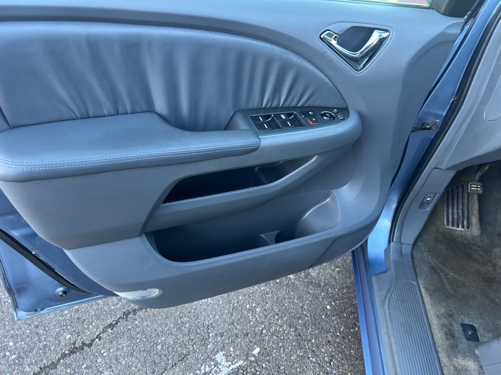 2006 Honda Odyssey Image 16