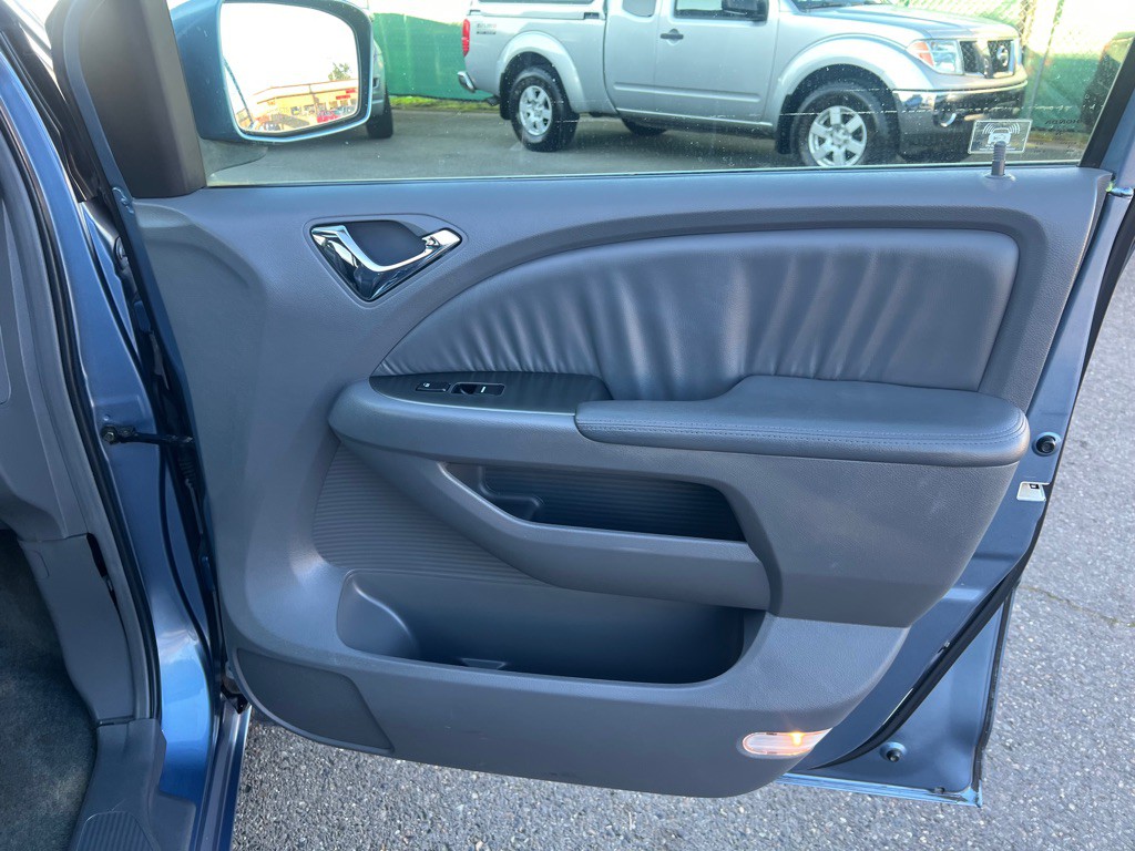 2006 Honda Odyssey Image 24