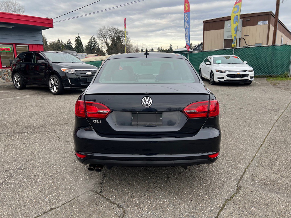 2013 Volkswagen Jetta Image 4
