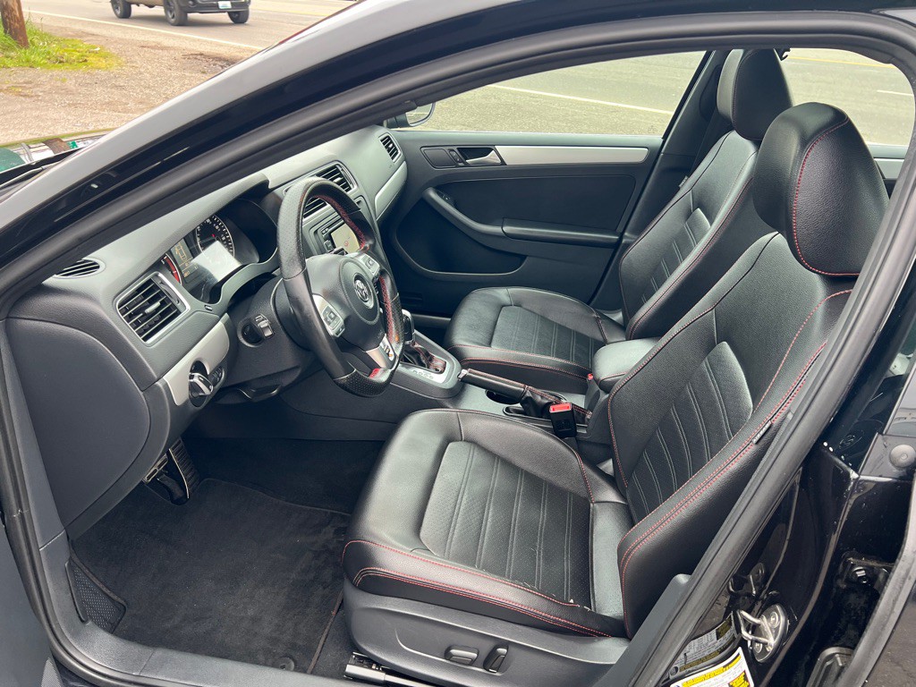 2013 Volkswagen Jetta Image 8