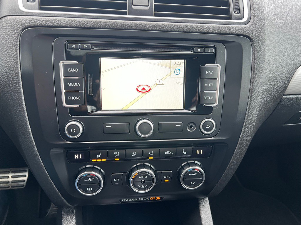 2013 Volkswagen Jetta Image 9