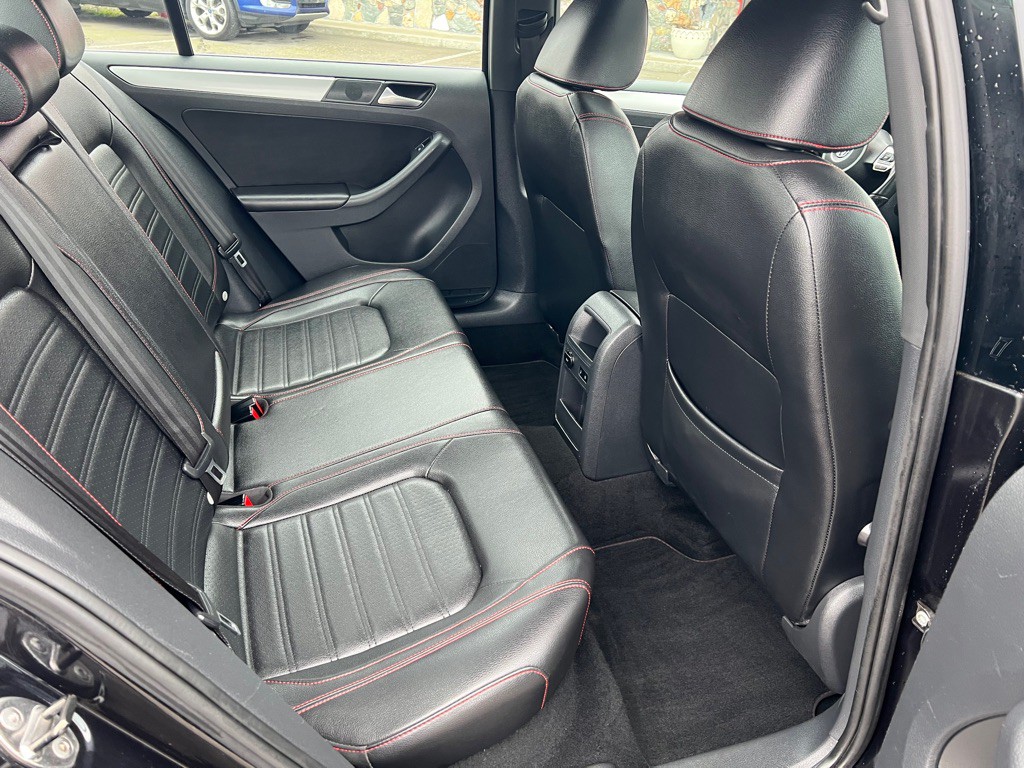 2013 Volkswagen Jetta Image 17